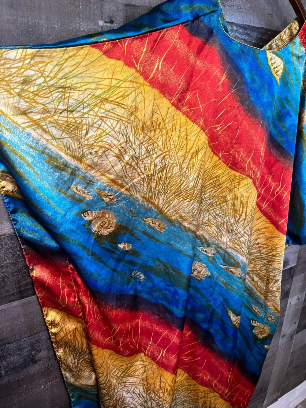 Winlar Multicolor V-Neck Caftan - Bold Red, Yellow & Blue Shells OS